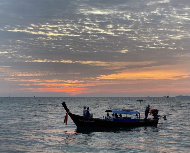 Sunset Beach, Koph Lipe island, Thailand