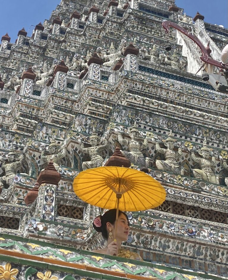 Wat Arun Ratchawararam Ratchawaramahawihan, Bangkok, Thailand