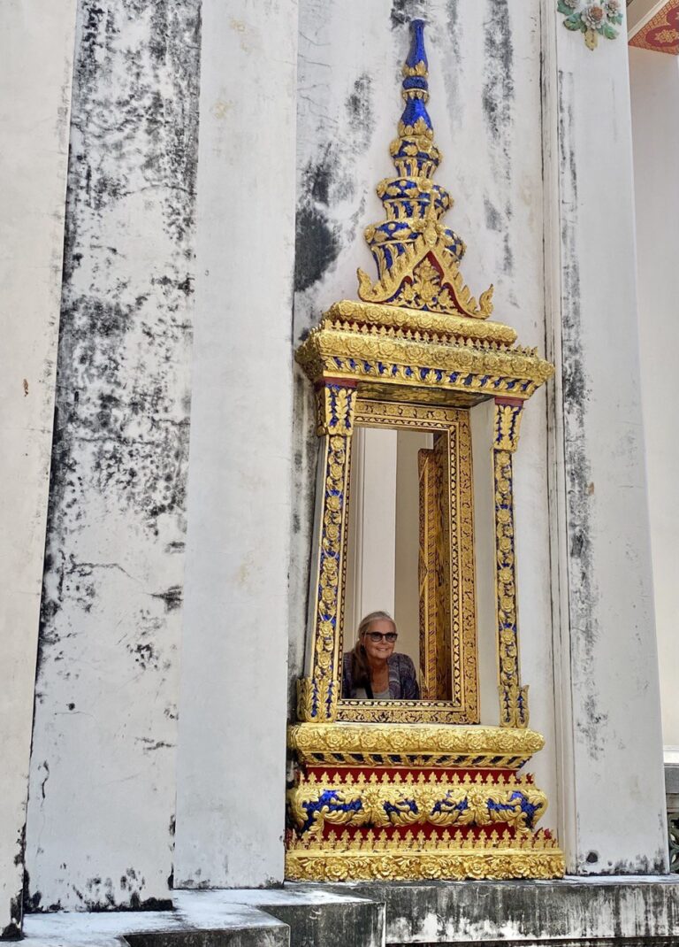 The reclining Buddha, Bangkok, Thailand